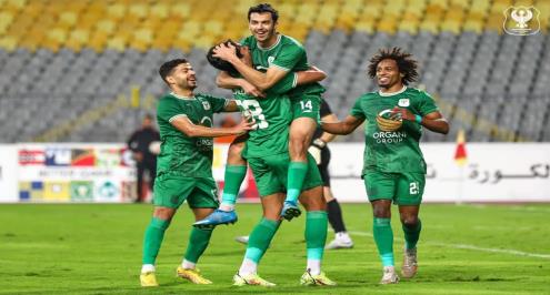 المصري يسجل هدفًا مبكرًا من خطأ فادح لحارس الإسماعيلي (فيديو)